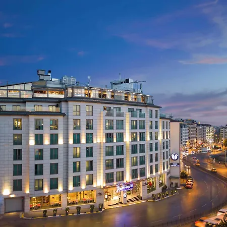 Hotel Radisson Blu Pera 5*