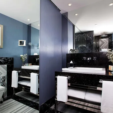 Radisson Blu Pera Hotel 5*