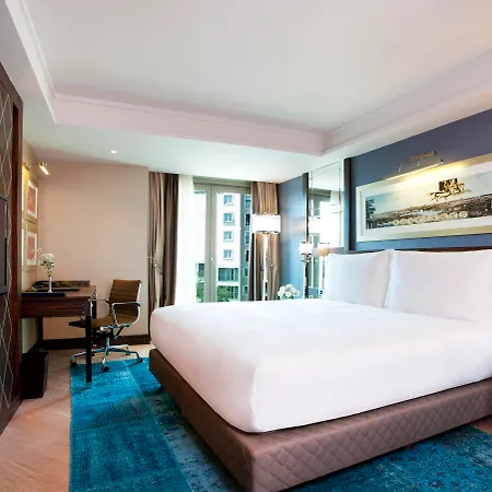 Hotel Radisson Blu Pera 5*