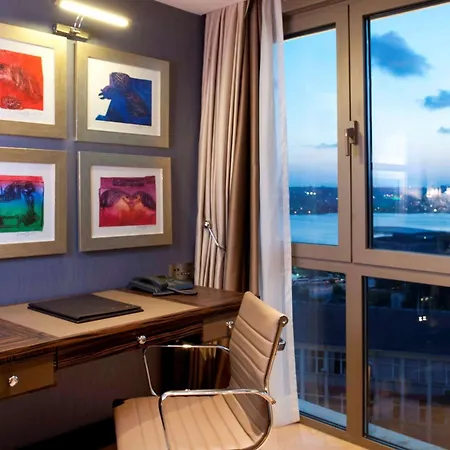 Radisson Blu Pera 5*