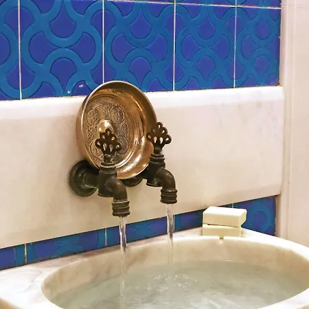 Hotel Radisson Blu Pera 5*