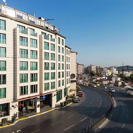 Radisson Blu Pera 5* Istanbul