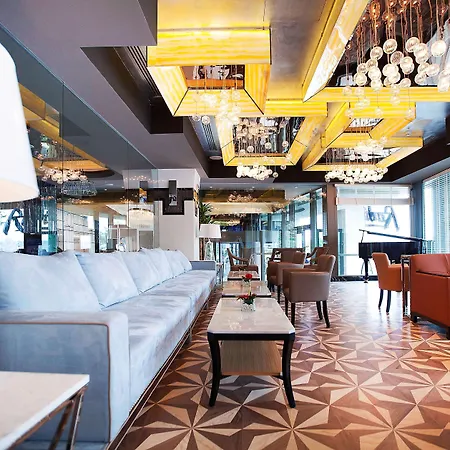 Hotel Radisson Blu Pera 5*