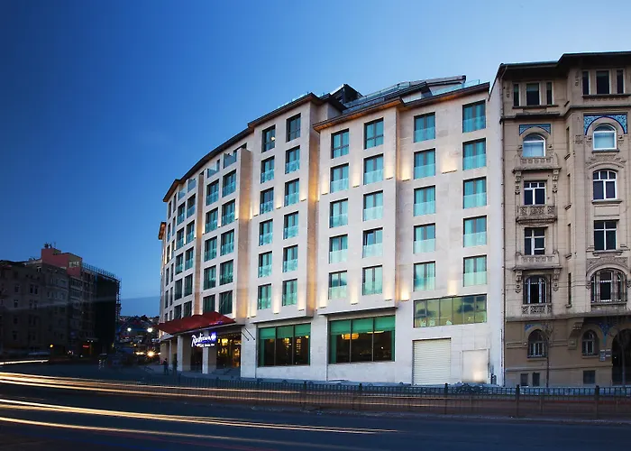 Radisson Blu Pera Hotel 5*